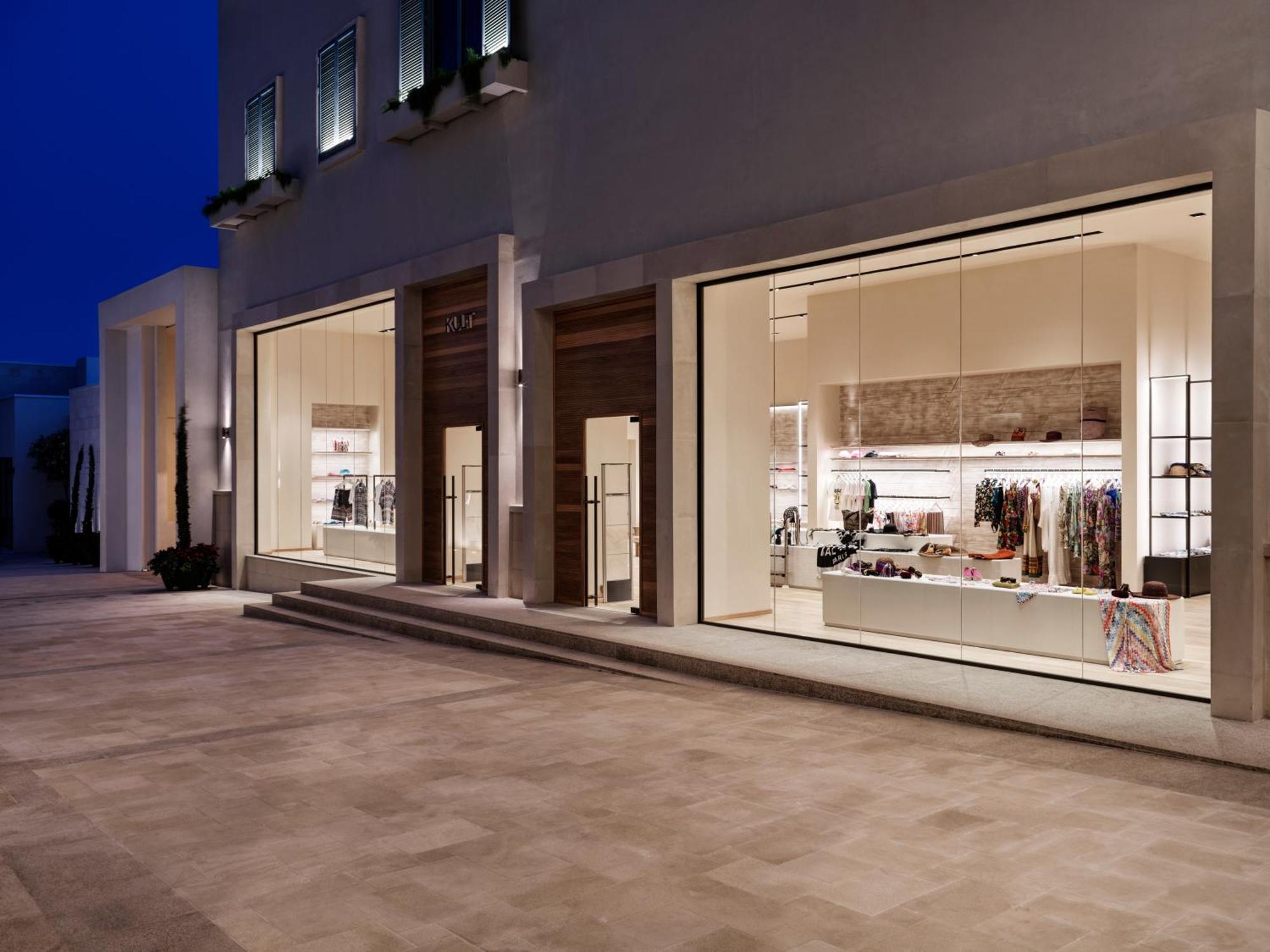 City Of Dreams Mediterranean - Integrated Resort, Casino & Entertainment Limassol Ngoại thất bức ảnh The Row store in Porto Cervo, Sardinia