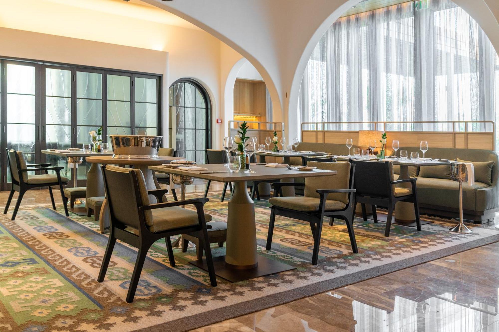 City Of Dreams Mediterranean - Integrated Resort, Casino & Entertainment Limassol Ngoại thất bức ảnh The restaurant