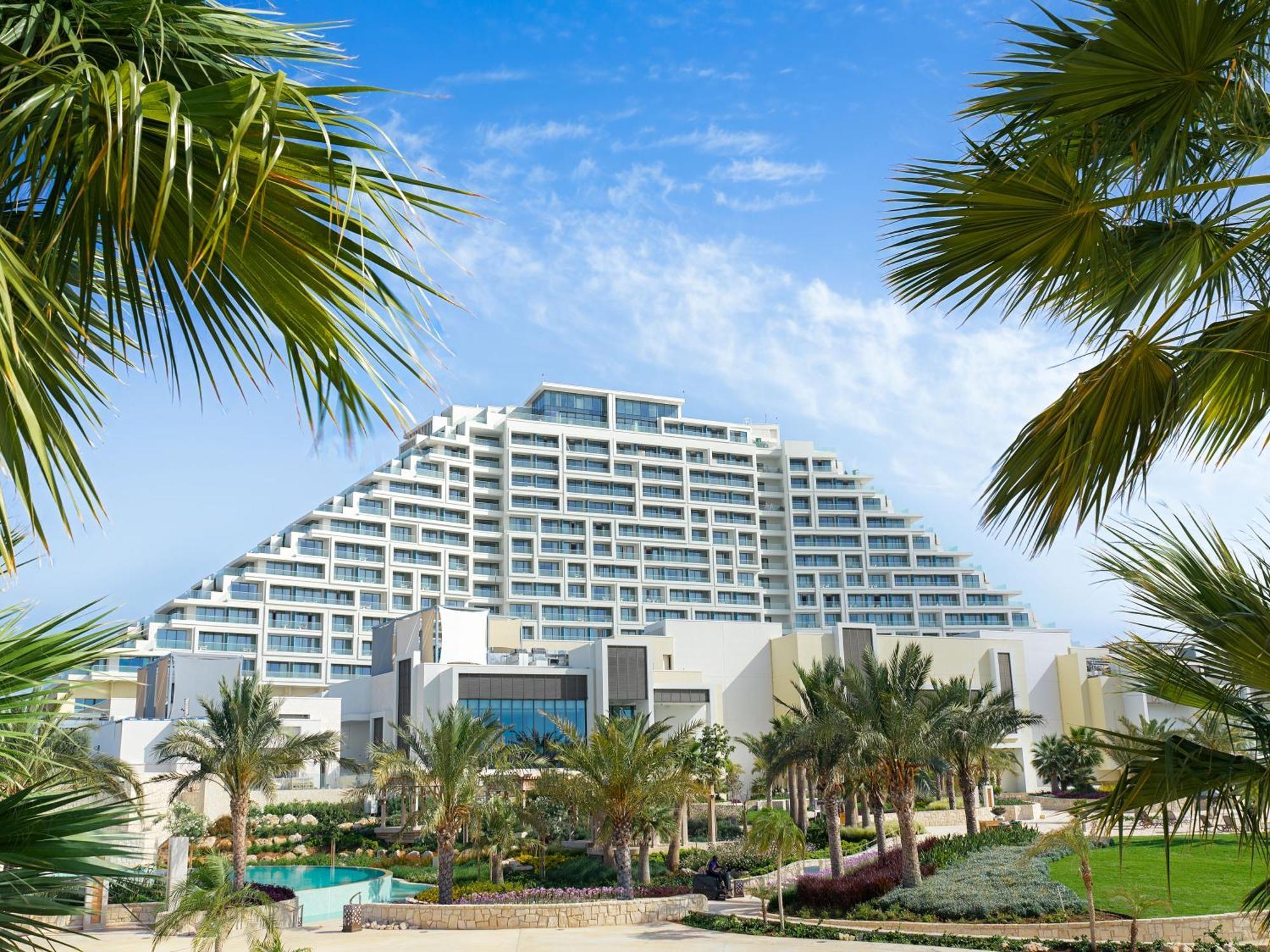 City Of Dreams Mediterranean - Integrated Resort, Casino & Entertainment Limassol Ngoại thất bức ảnh The St Regis Al Habtoor Palace