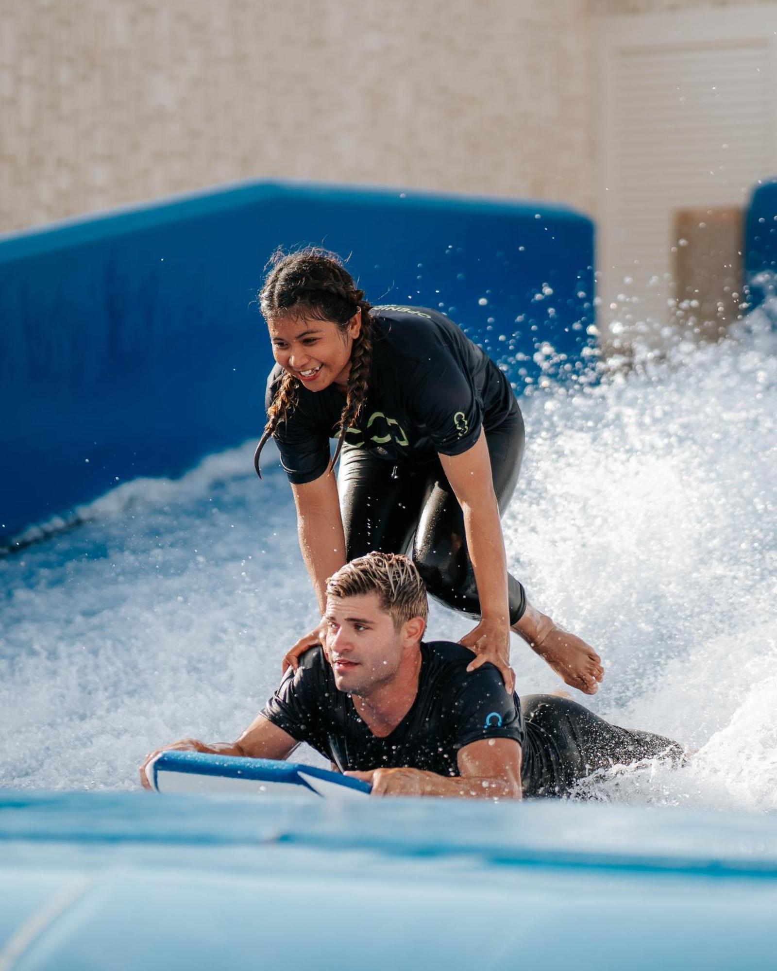 City Of Dreams Mediterranean - Integrated Resort, Casino & Entertainment Limassol Ngoại thất bức ảnh The Surf School